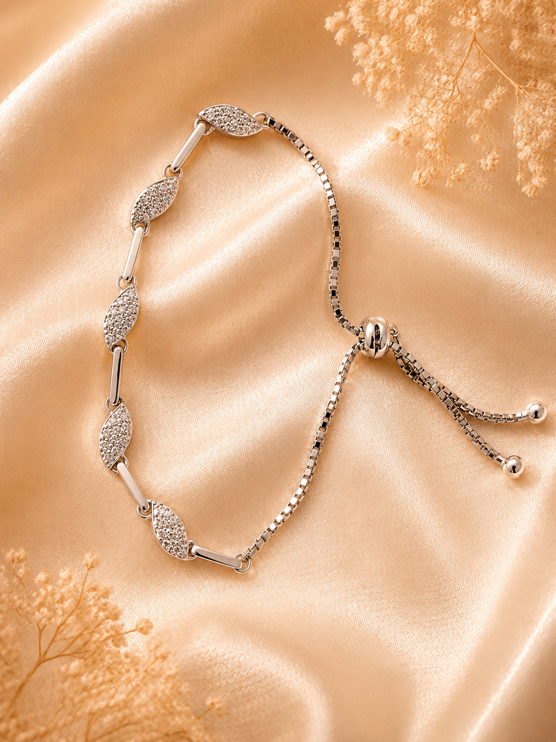 Silver Designer Bracelet with Diamond