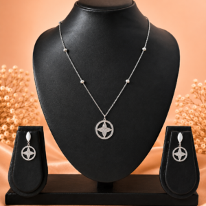 Silver Designer Chain with Pendant & Earrings Necklace