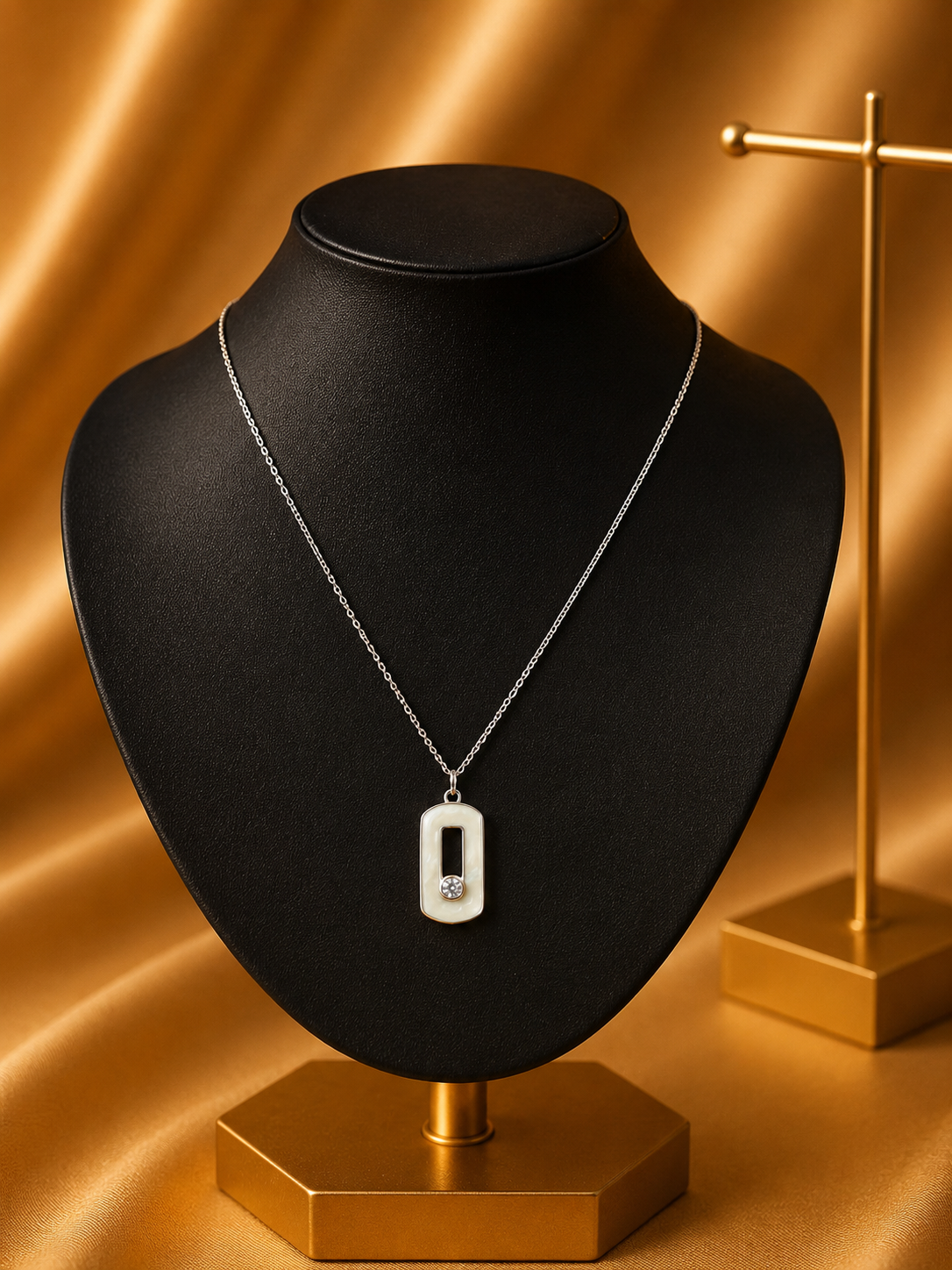 Silver Designer Chain with Pendant
