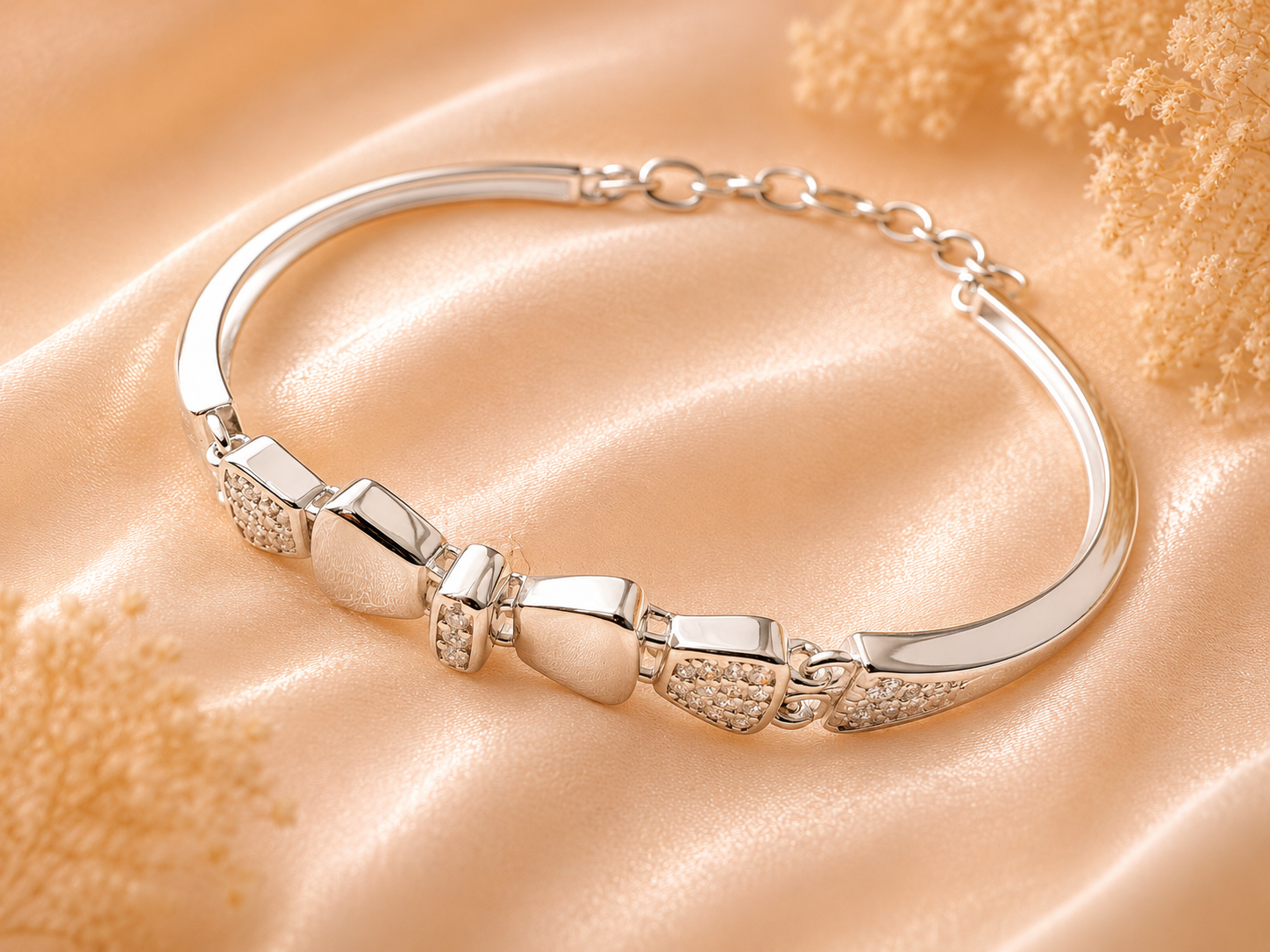Silver Designer Bracelet with Diamond