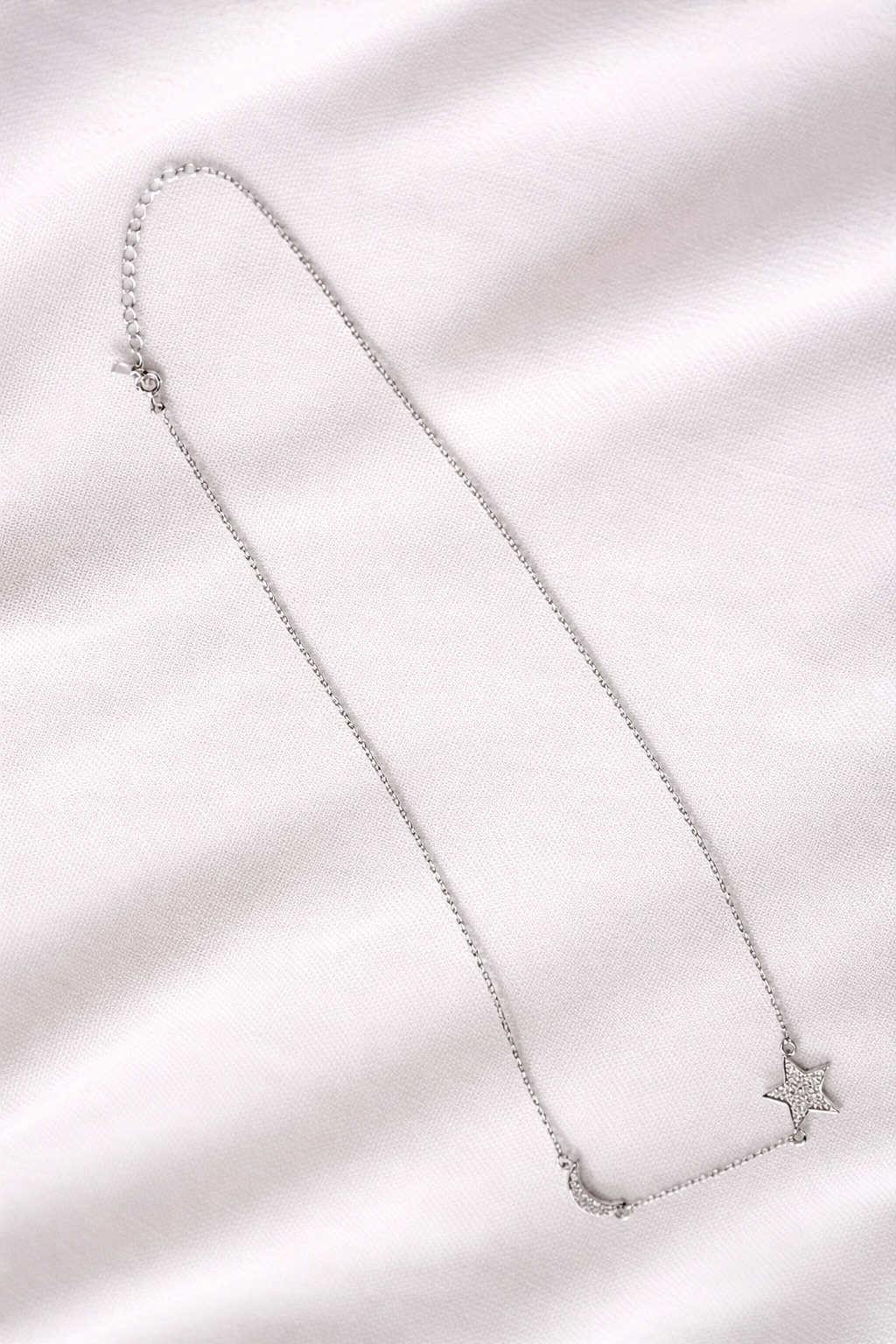 Silver Designer Chain with Pendant Necklace